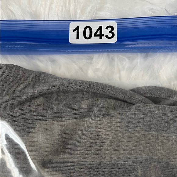 🐰 Forever 21 Lightweight Front Button Cardigan Sweater Dress - Picture 15 of 15